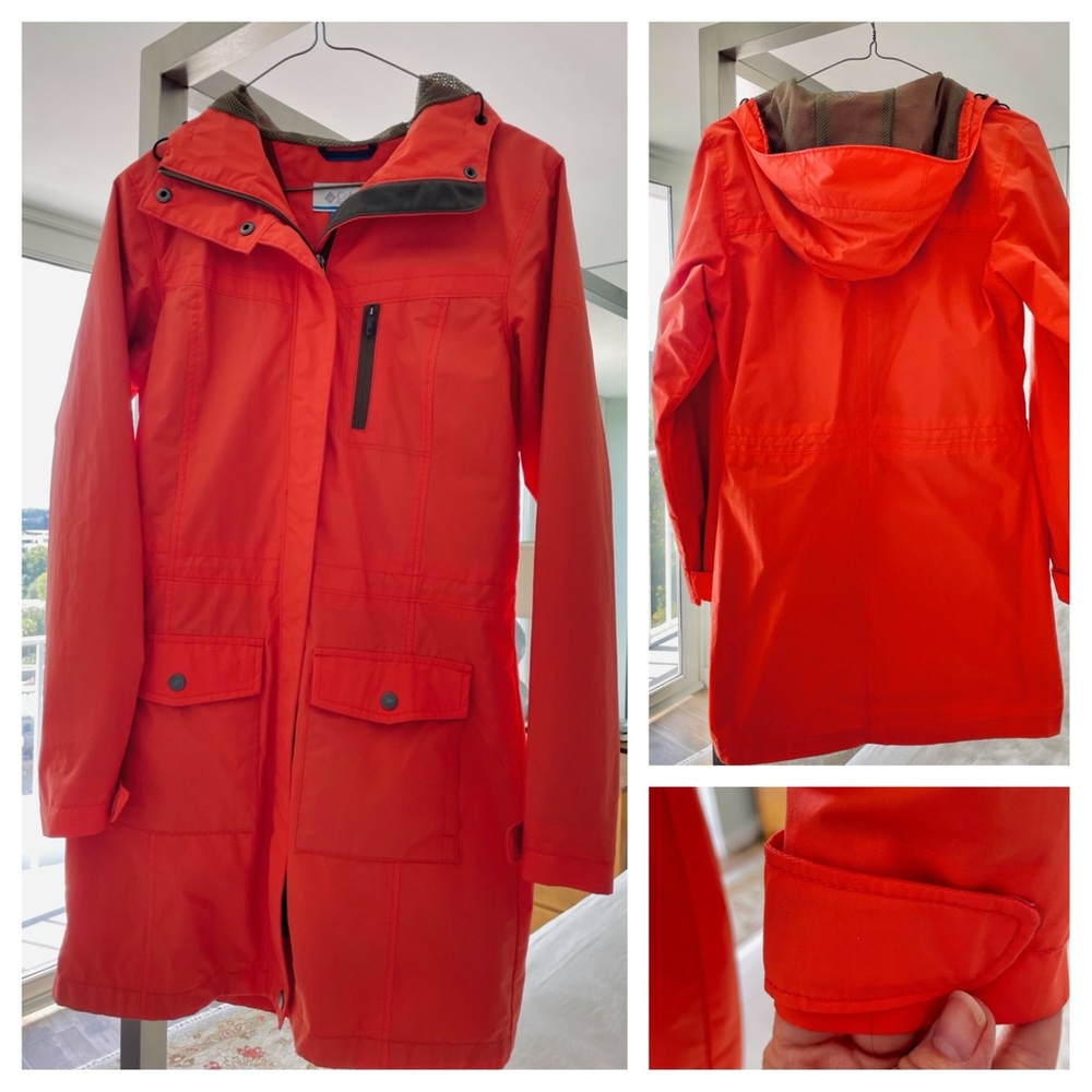 Columbia Women’s Long Water Resistant Orange Hooded Jacket Size XS